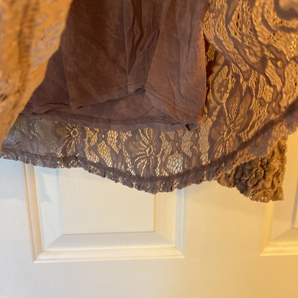 Top - Picture 6 of 12